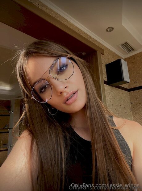 Jessie Wings onlyfans nude pictures