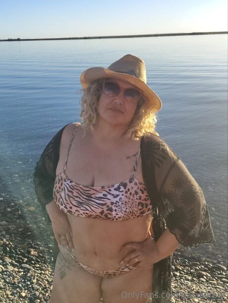 Holabarbie onlyfans nude tits