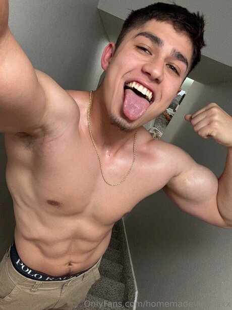 Homemadevideosxx onlyfans nude content