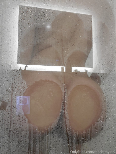 Taylor Kamphorst nude onlyfans pics