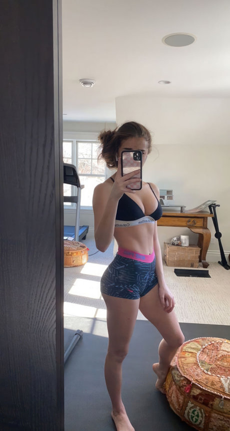 Breckie Hill onlyfans porn free