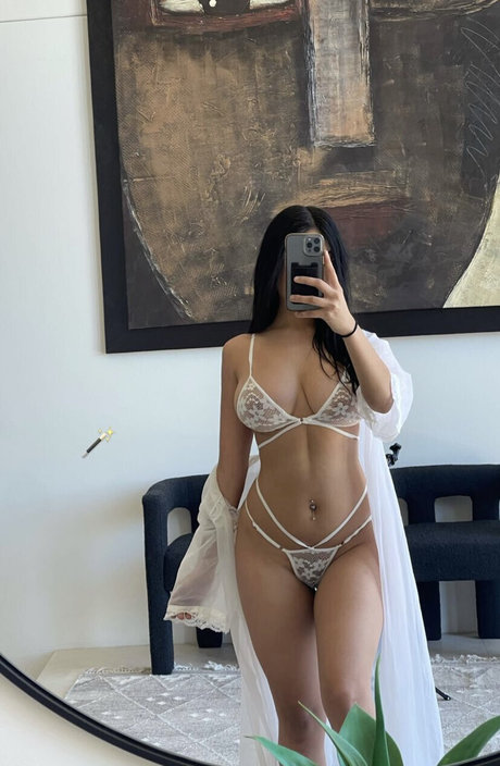 Mia Amador feet onlyfans