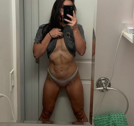 Abbie Maley onlyfans post