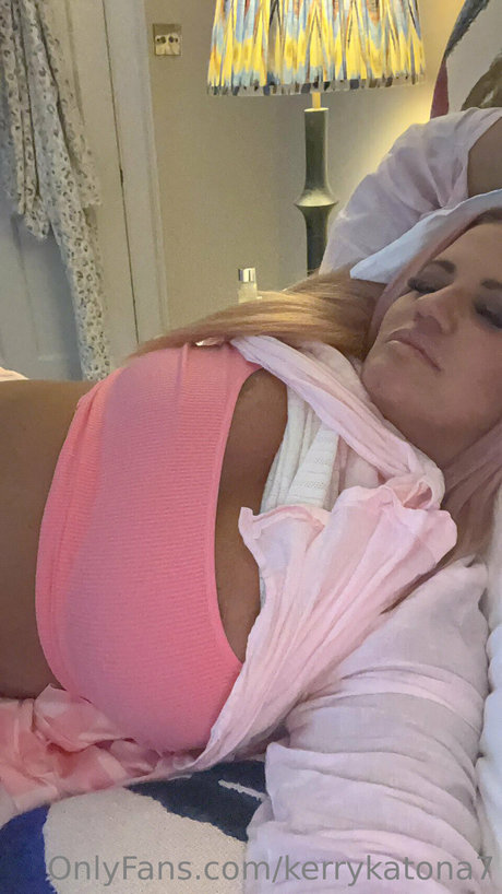 Kerry Katona Profile pic