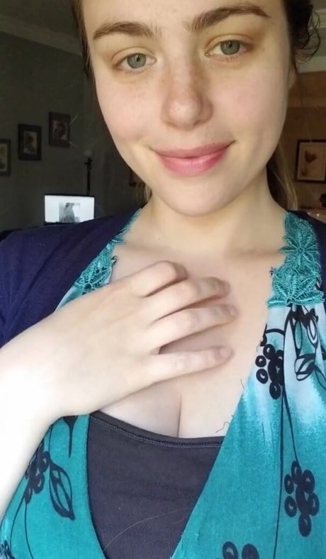 AwesomeKate onlyfans