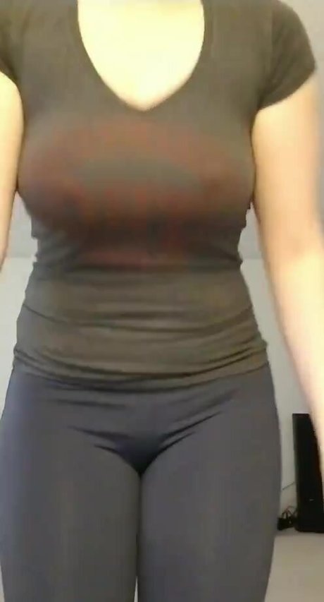 AwesomeKate onlyfans page