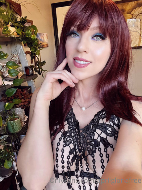 April Gloria onlyfans nsfw