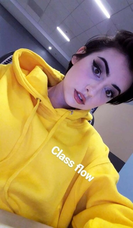 Karrigan Taylor onlyfans nude photos