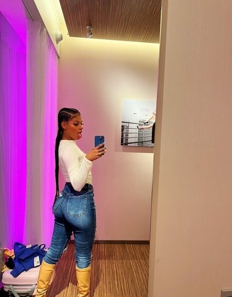 Anikastarrr onlyfans public photos