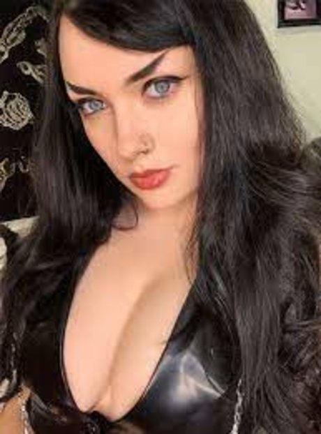 Countess Jezebeth onlyfans nude leak