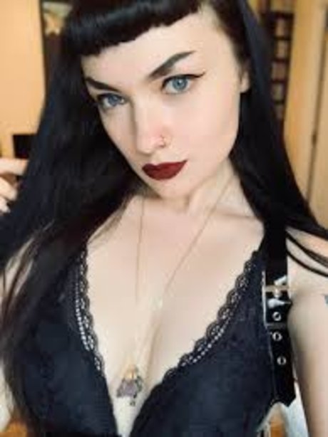 Countess Jezebeth onlyfans de