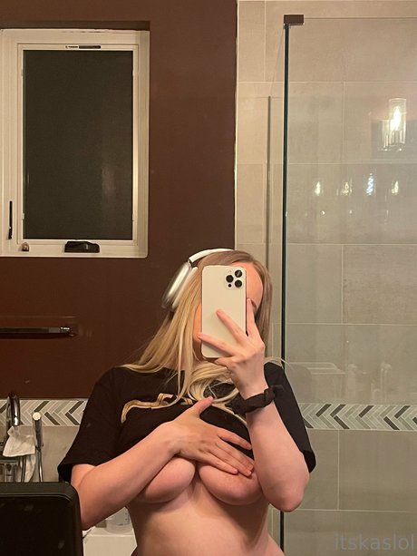 Skyiiah onlyfans porn nude