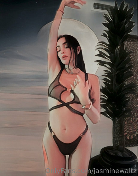 Jasmine Waltz Profile pic