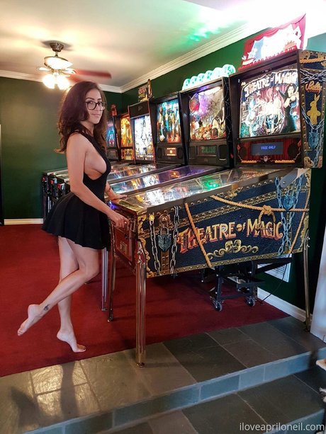 April O Neil onlyfans strip tease