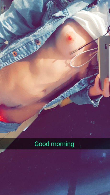 Holly Shit onlyfans leaked tits