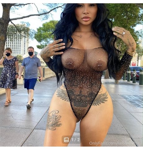 Brittanya Razavi onlyfans leaked.