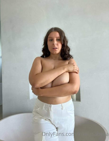 Kiki Isabella onlyfans images