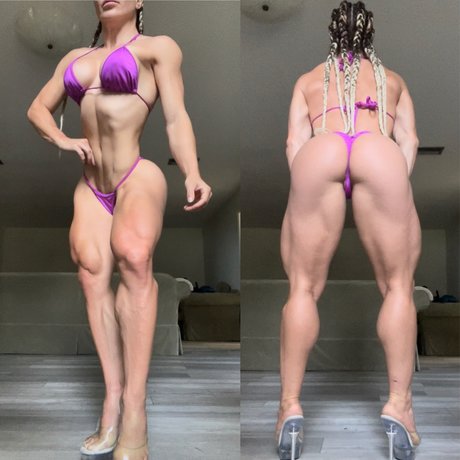 Sunny Andrews naked onlyfans leaks