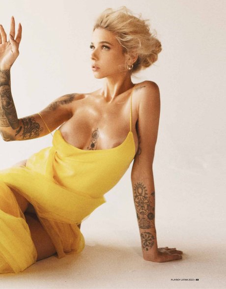 aygrecia_ onlyfans model photos