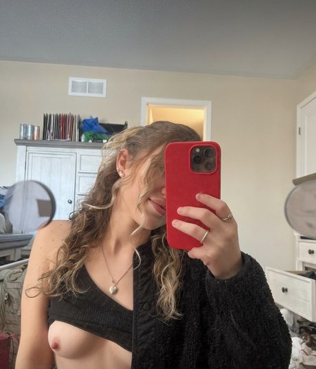 Madi Anger onlyfans mega