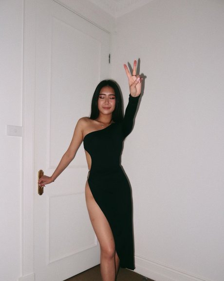 Briddy Li nude onlyfans porn