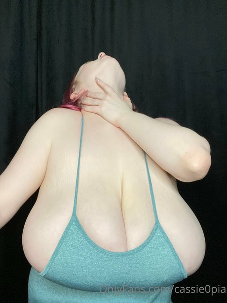 Cassie0pia onlyfans leak porn