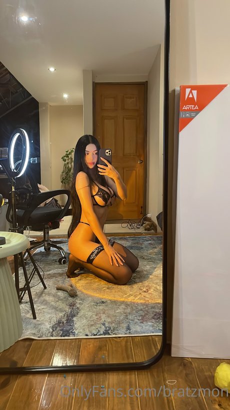 Valentina Olivas only fans nude leaks