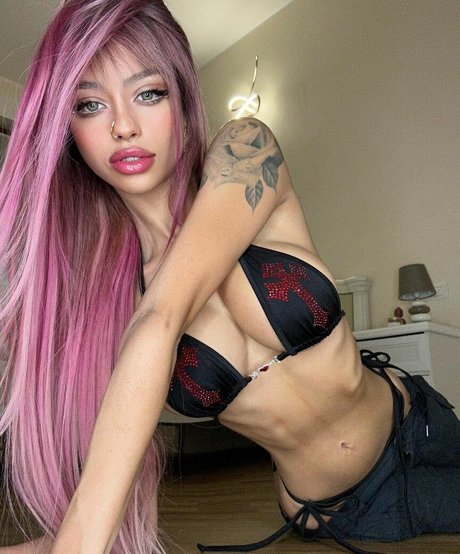 Christina Bertevello onlyfans fotos