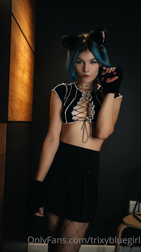 Trixy Blue boobs onlyfans