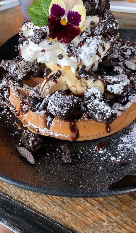 Edwina Carla Isaacs only fans pics