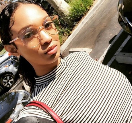 Edwina Carla Isaacs Profile pic