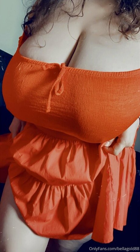 Bella Gold leaked onlyfans content