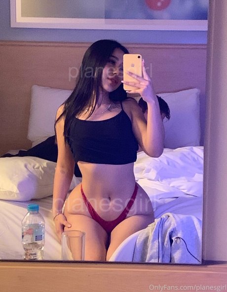 planesgirl onlyfans page