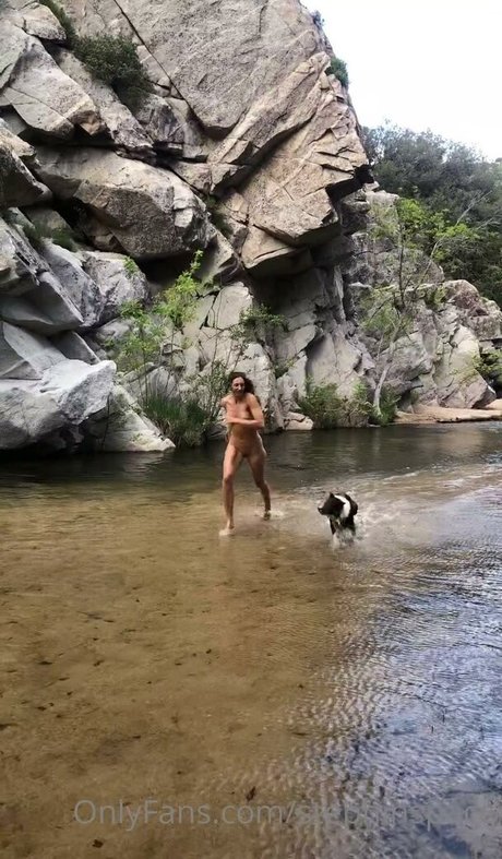 Steph in Space_ nude onlyfans pics