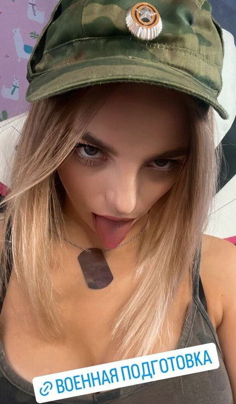 busya18plus new onlyfans leak