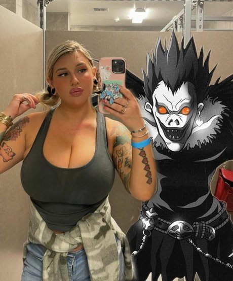 Autumn Moretti tits onlyfans