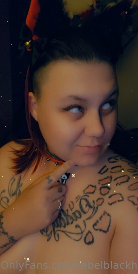 rebelblackheart onlyfans naked