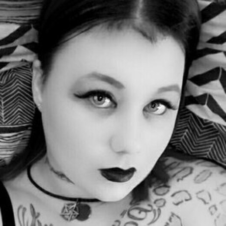 rebelblackheart onlyfans leaked dirtyship