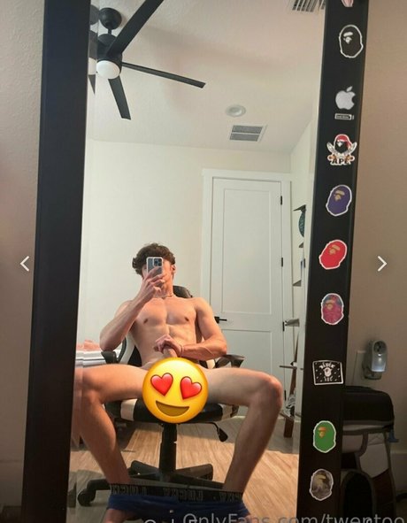 twentoofree onlyfans pics nude