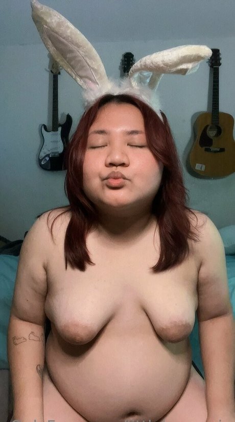 littlebunnyrin only fans photos