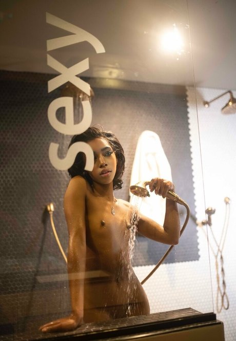 aliyahlust onlyfans nude content