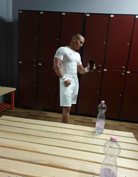 youngmusclegrowingboy xxx onlyfans