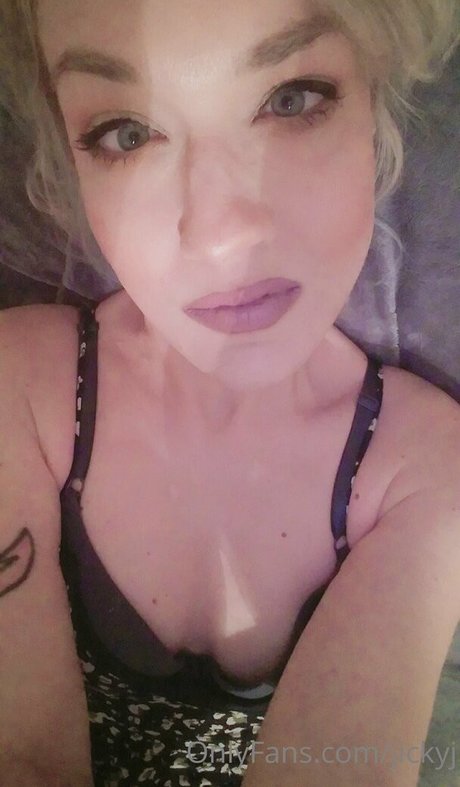 jickyj onlyfans xxx