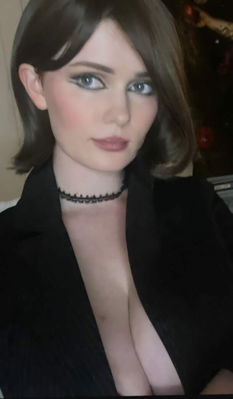 Avalon Warren onlyfans leaked pictures