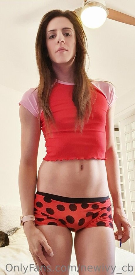 newivy cb nude only fans leaks