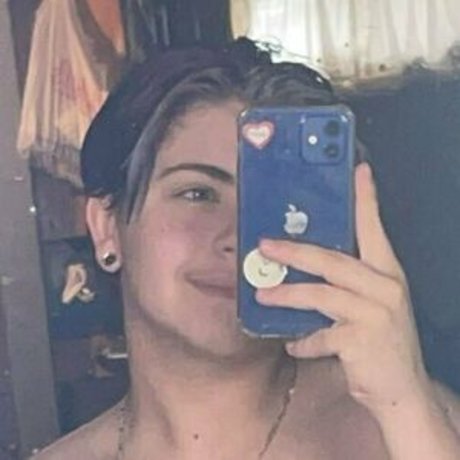 blo0d r0ach only fans nude