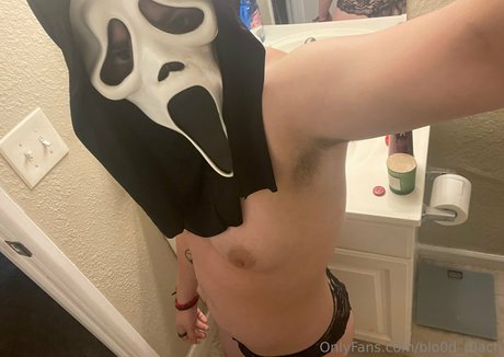 blo0d r0ach leaked onlyfans naked