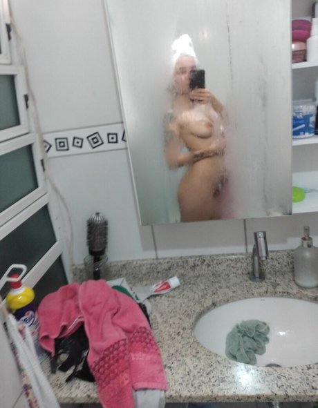 Liz Oliver onlyfans leak free