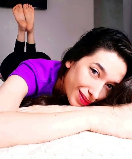 Mari Morales nude onlyfans