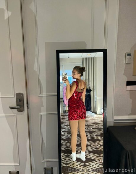 juliasandoval onlyfans sex
